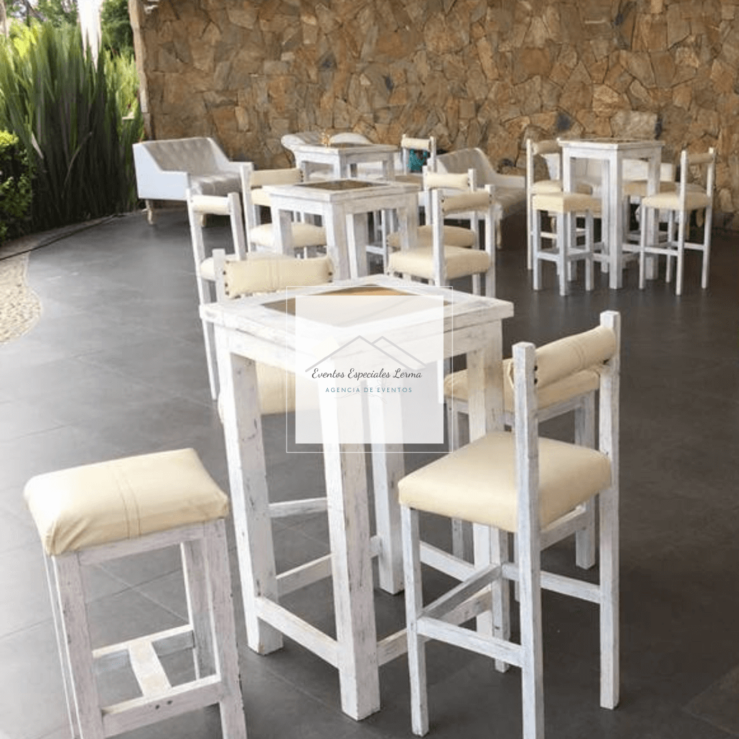 Imagen ilustrativa (12) del servicio Sillas y Mesas