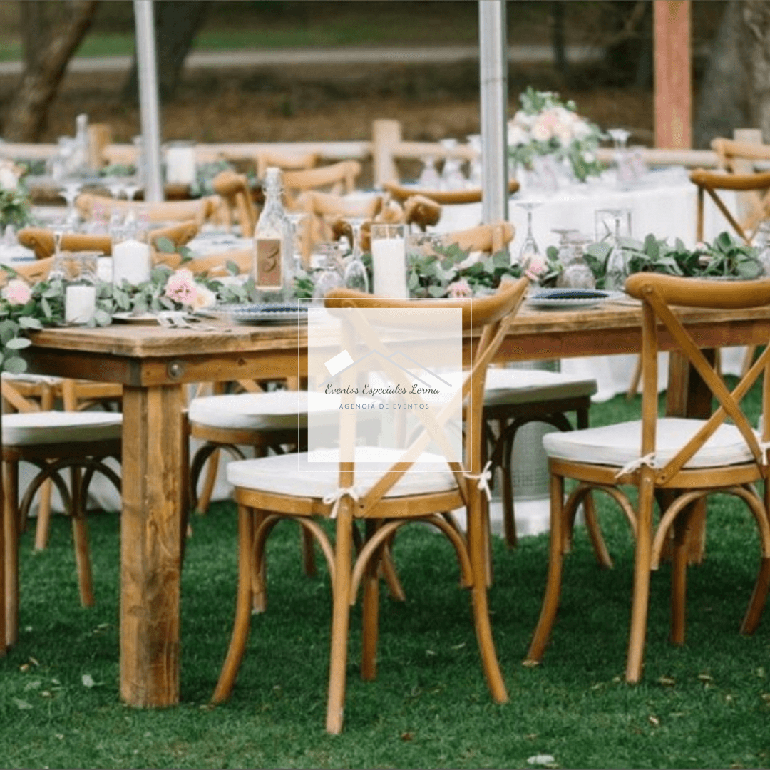 Imagen ilustrativa (15) del servicio Sillas y Mesas