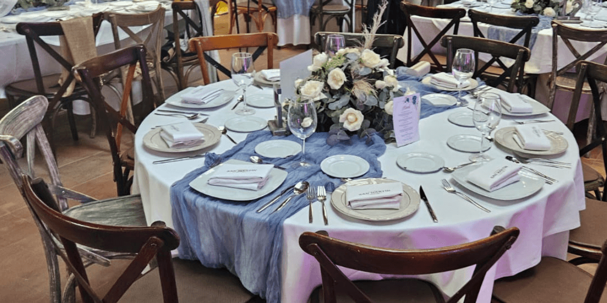 Vajilla, cubiertos y cristalería